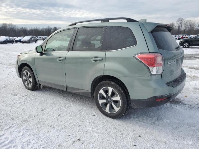  SUBARU FORESTER 2017 Зеленый