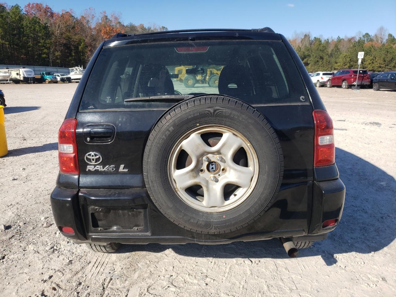 2004 Toyota RAV 4 - Image 6