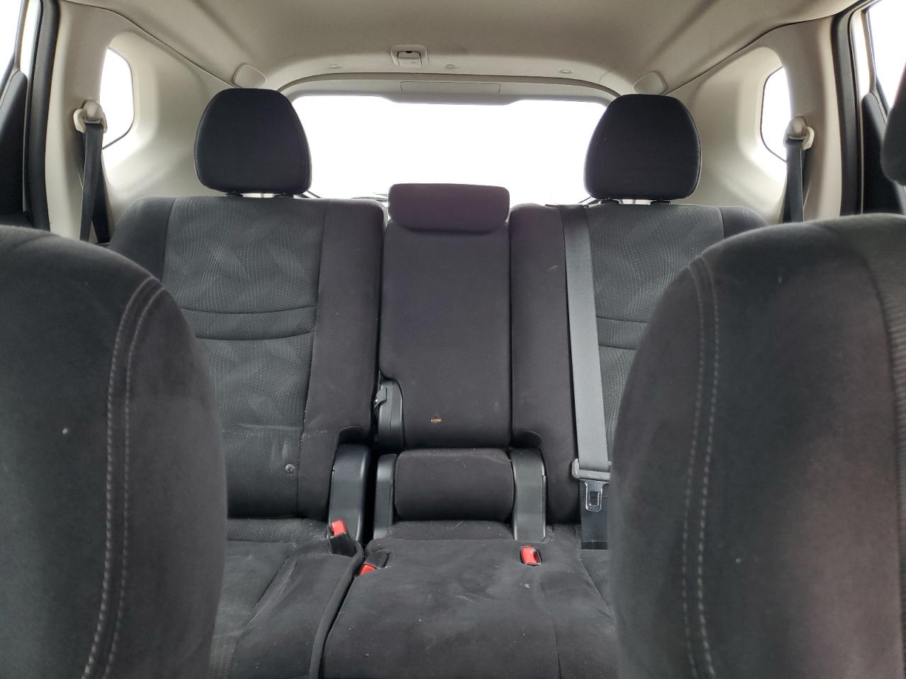 2014 Nissan Rogue - Image 10