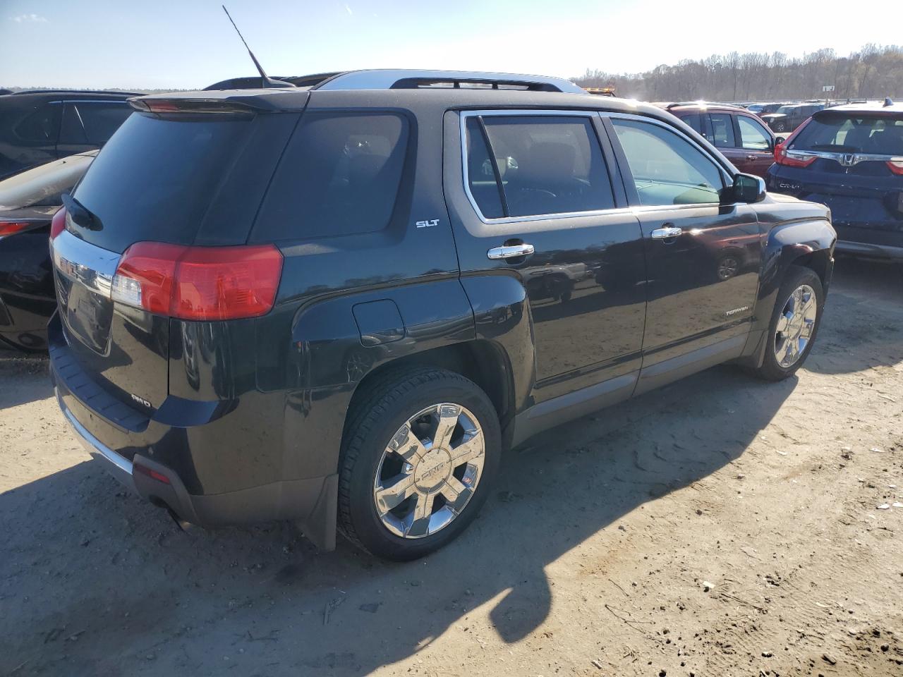 2011 GMC Terrain - Image 3