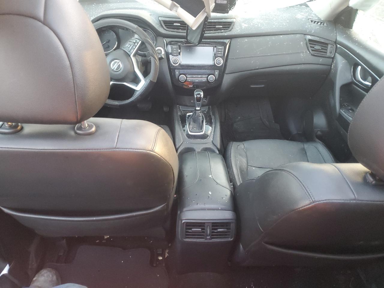 2018 Nissan Rogue - Image 8