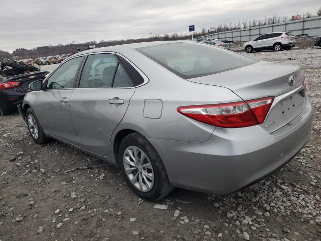 Седаны TOYOTA CAMRY 2015 Серебристый