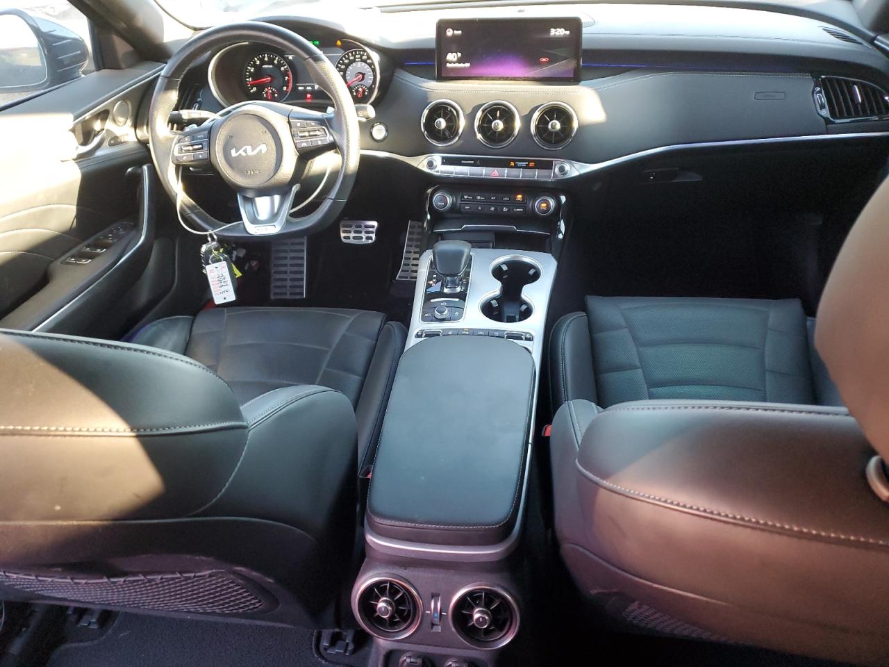 2022 Kia Stinger - Image 8
