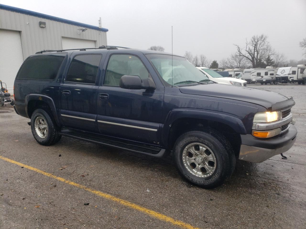 2004 Chevrolet Suburban - Image 4