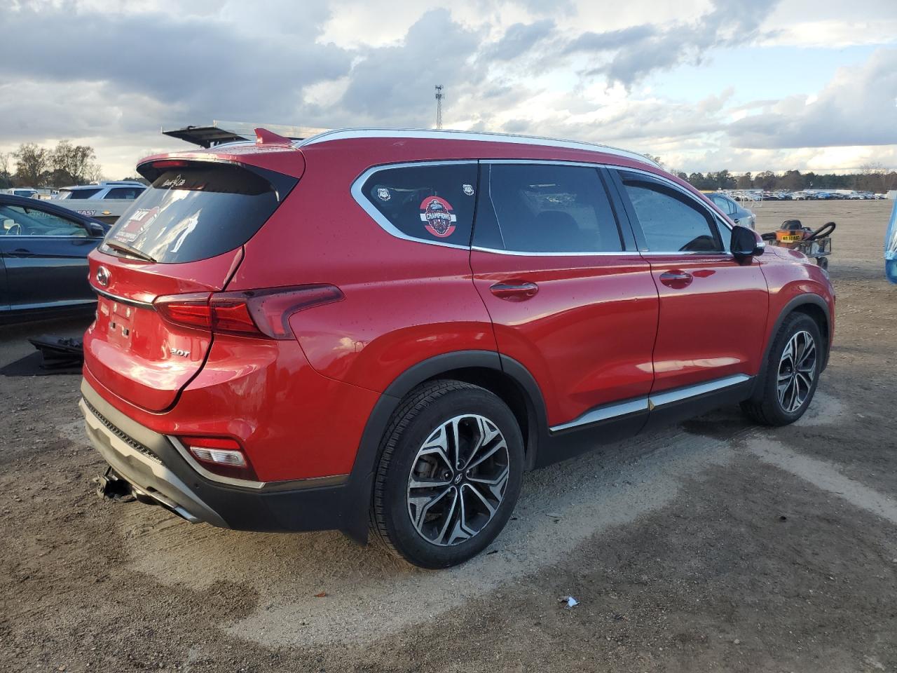 2020 Hyundai Santa Fe - Image 3