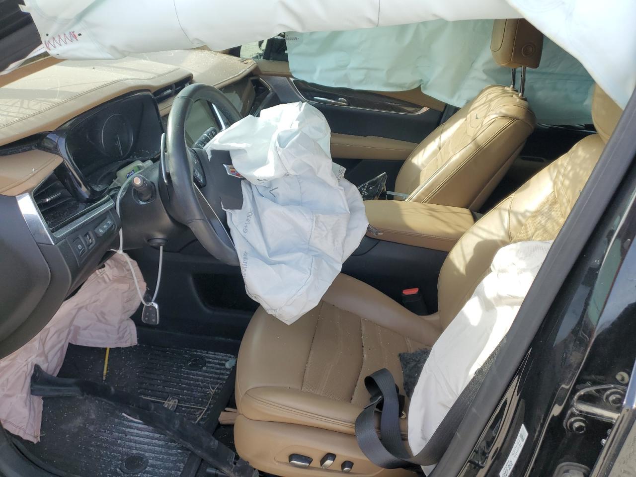 2020 Cadillac XT6 - Image 7