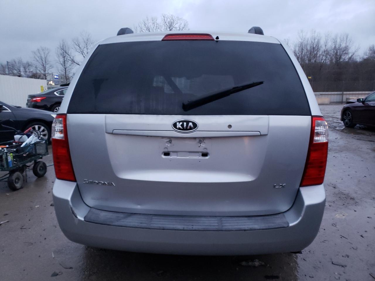 2008 Kia Sedona Ex VIN: KNDMB233286217670 Lot: 83882824