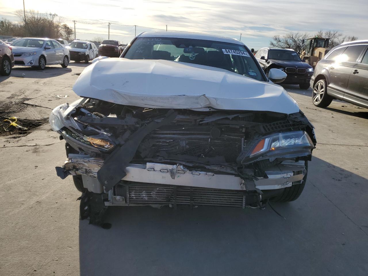 VIN 1HGCV1F46JA205608 2018 HONDA ACCORD no.5