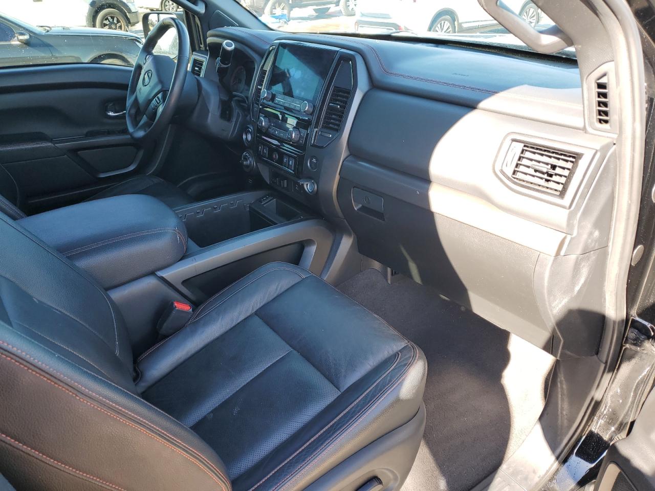 2021 Nissan Titan - Image 8