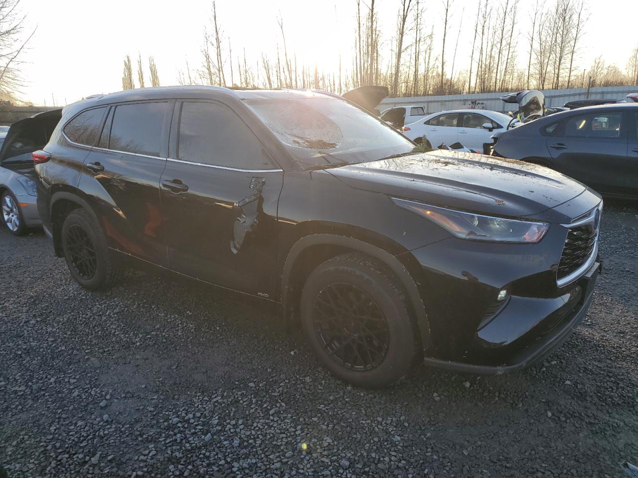 2021 Toyota Highlander - Image 4