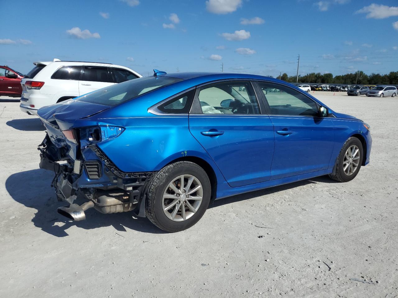 VIN 5NPE24AF0KH739059 2019 HYUNDAI SONATA no.3