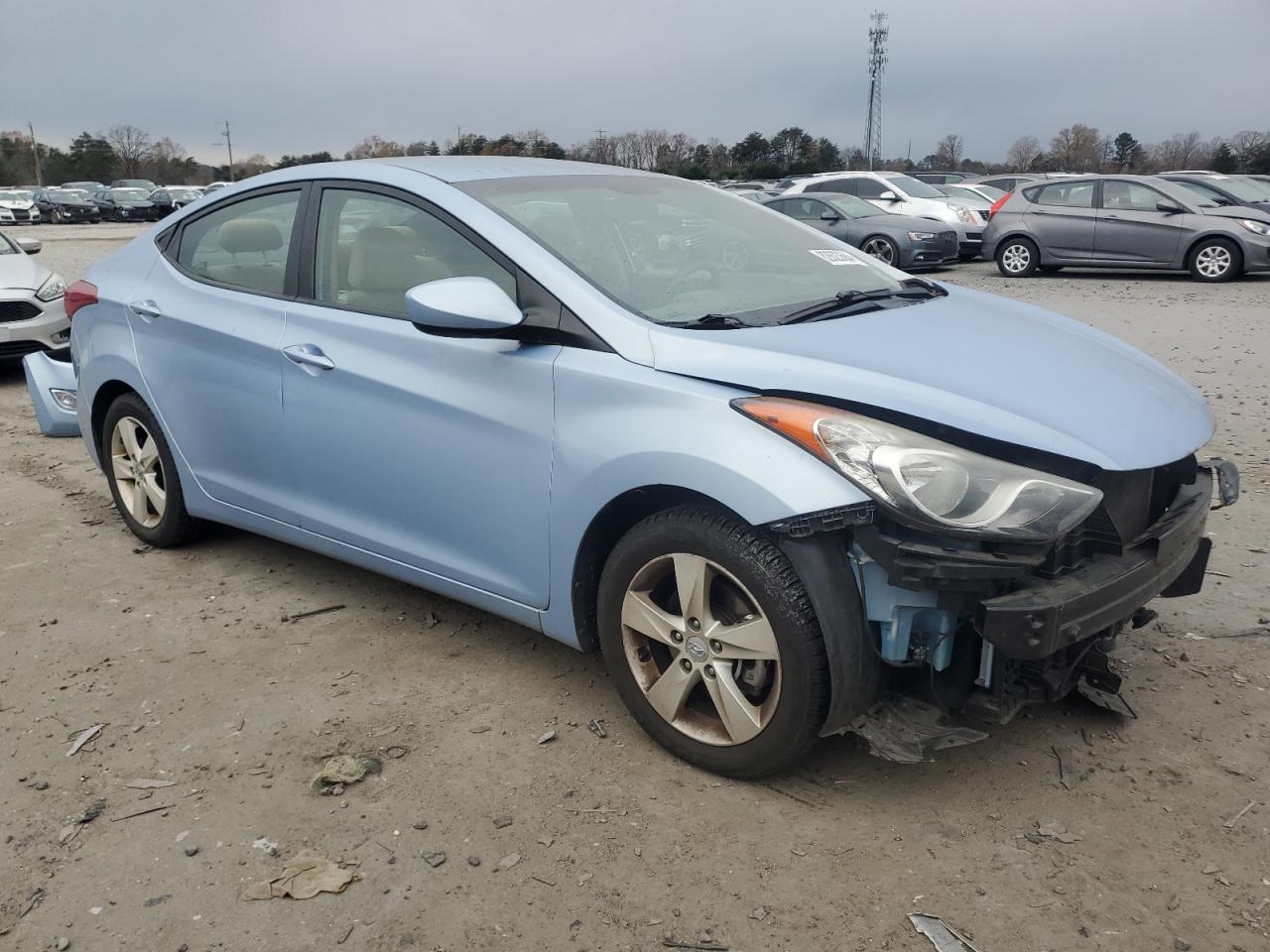 VIN KMHDH4AE2DU486686 2013 HYUNDAI ELANTRA no.4