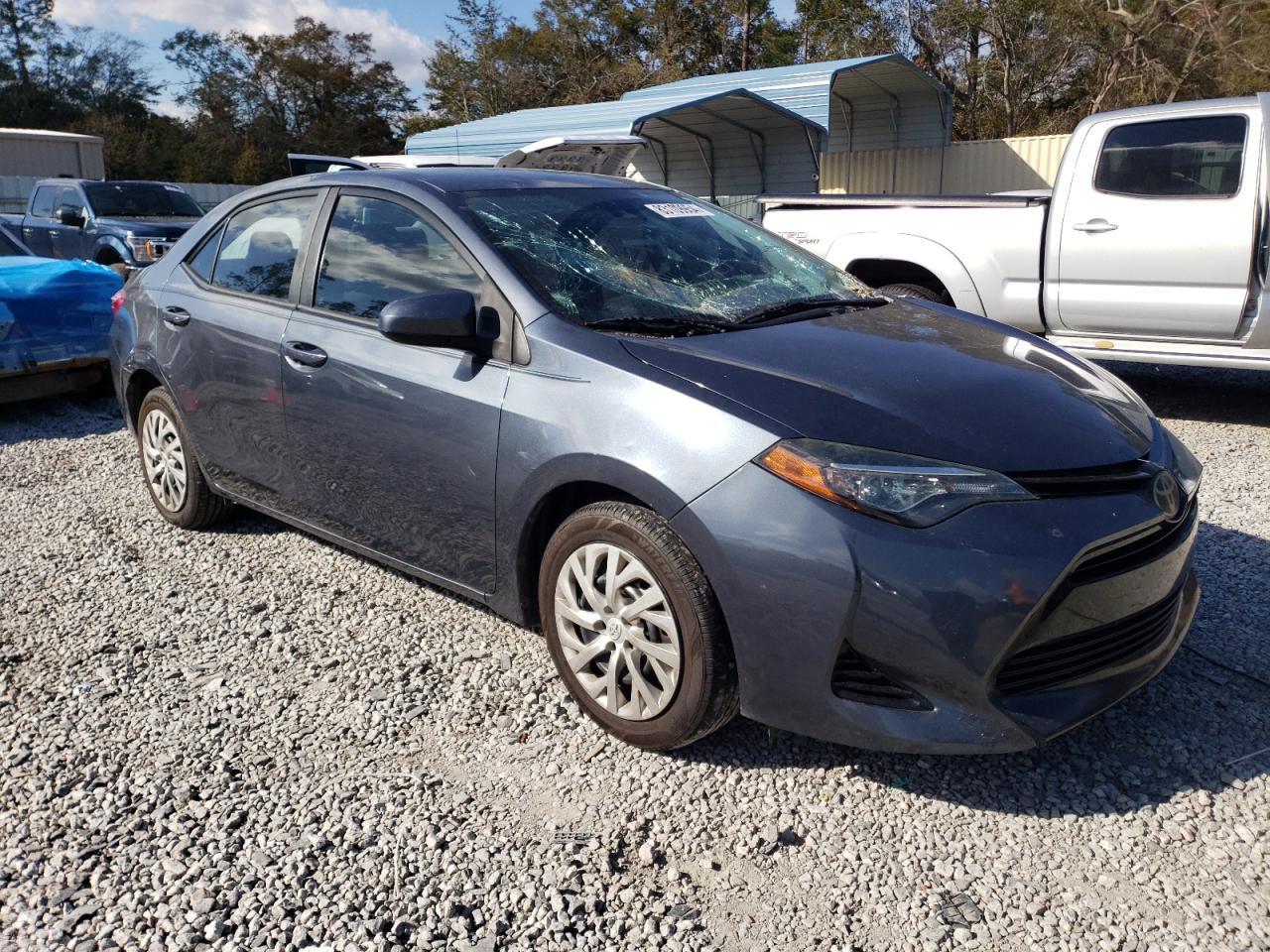 VIN 2T1BURHE5JC074720 2018 TOYOTA COROLLA no.4