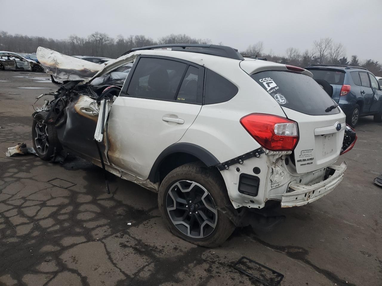 VIN JF2GPABCXG8259969 2016 SUBARU CROSSTREK no.2