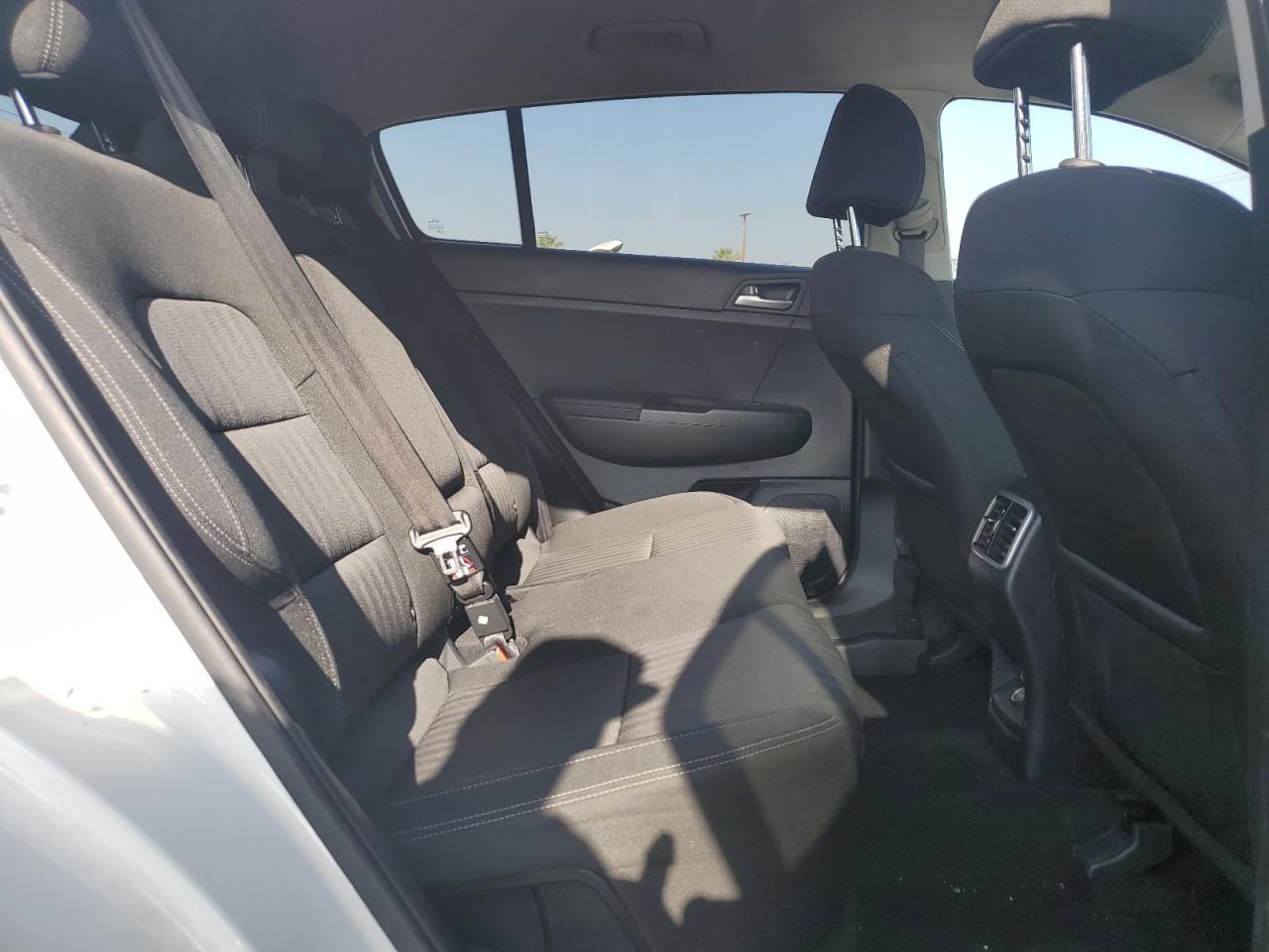 2022 Kia Sportage - Image 11