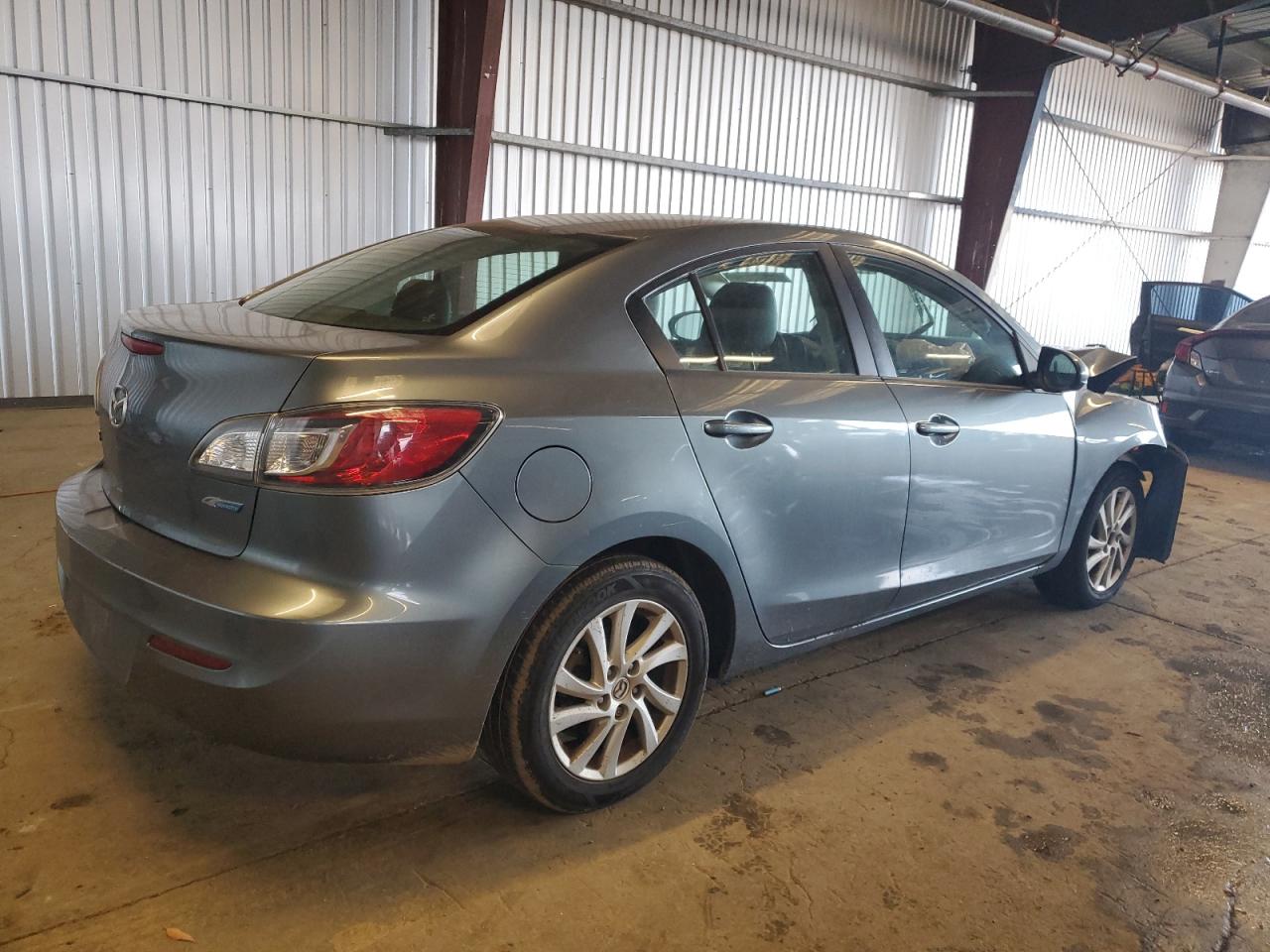 2012 Mazda 3 - Image 3