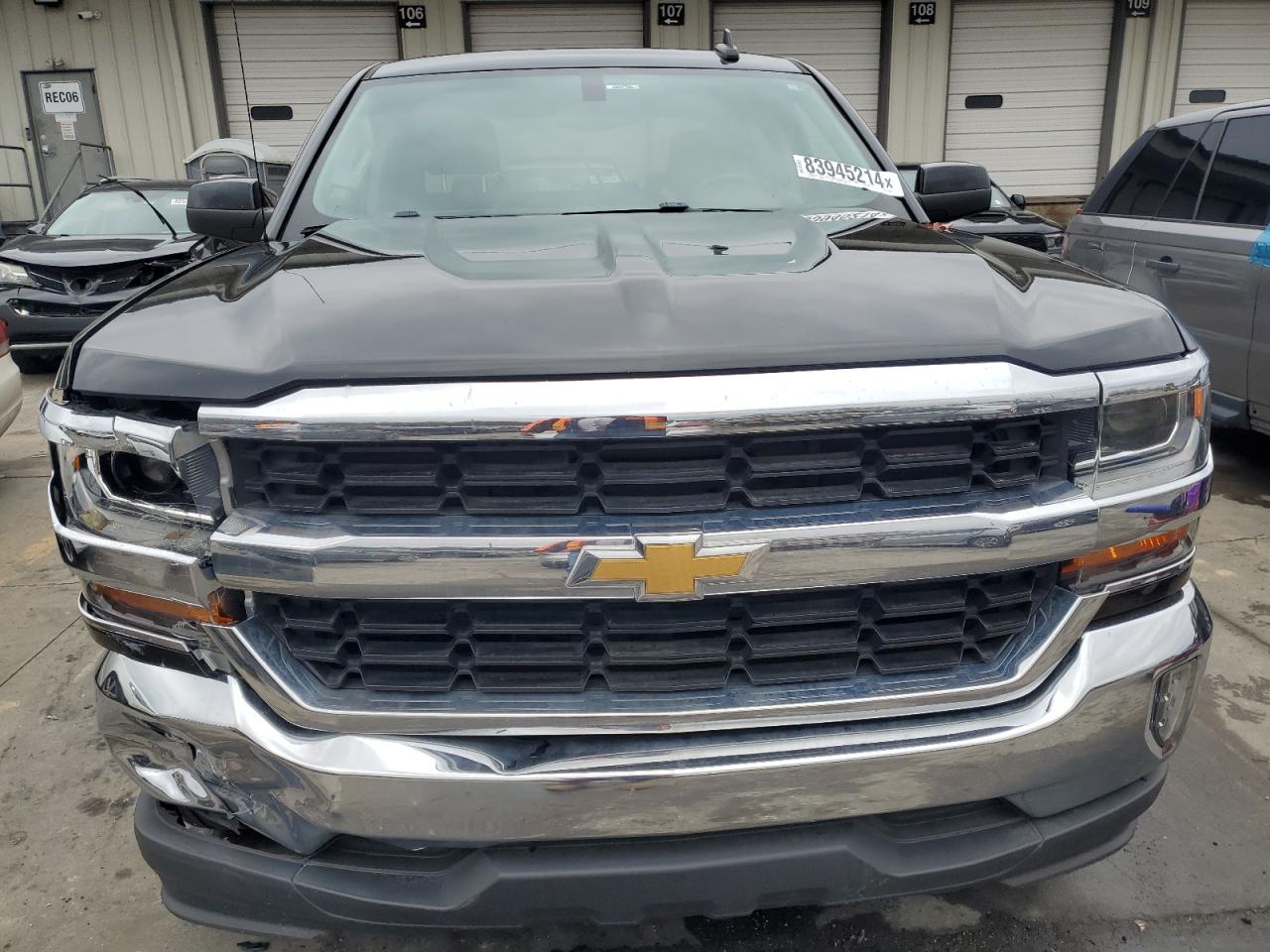 2018 Chevrolet Silverado - Image 5