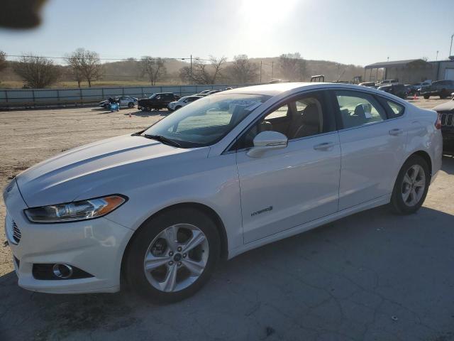 Sedans FORD FUSION 2013 Biały