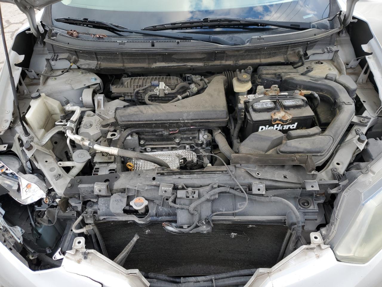2016 Nissan Rogue - Image 11