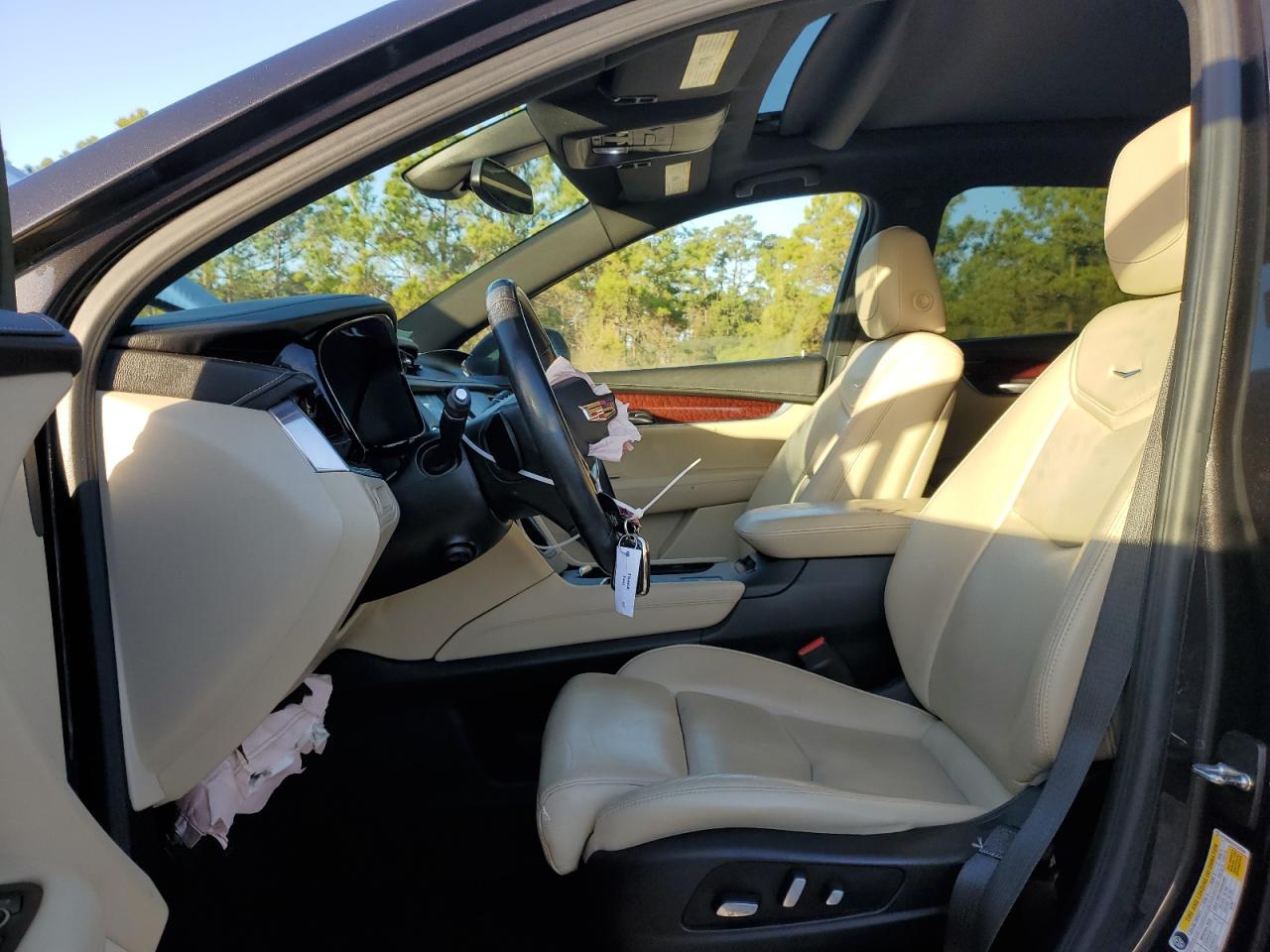 2017 Cadillac XT5 - Image 7