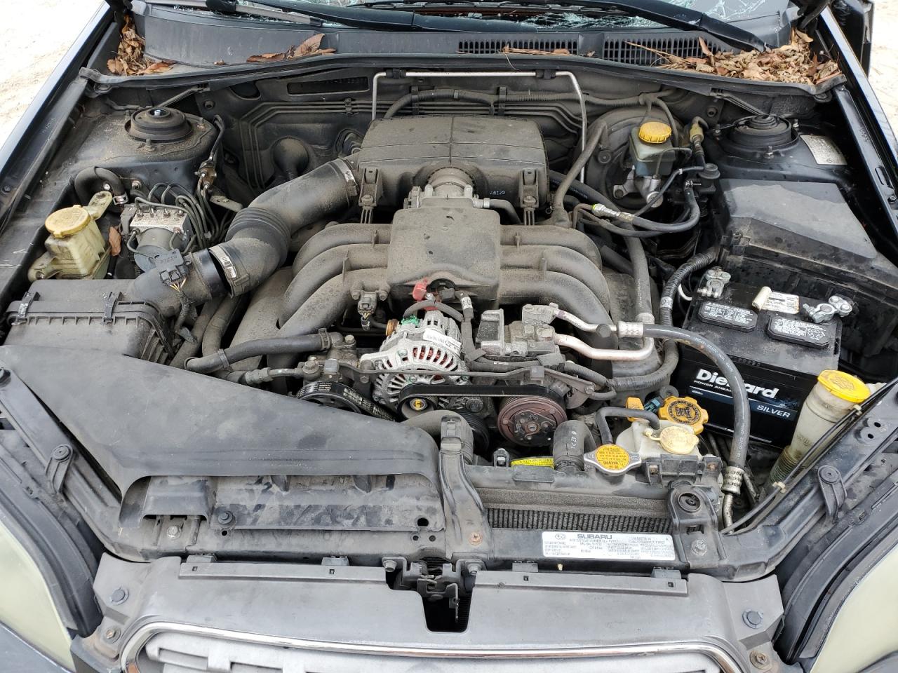 2005 Subaru Outback - Image 13