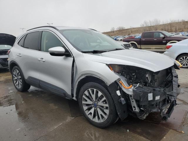  FORD ESCAPE 2020 Srebrny