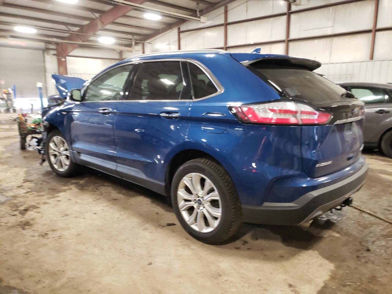 2020 Ford Edge - Image 2