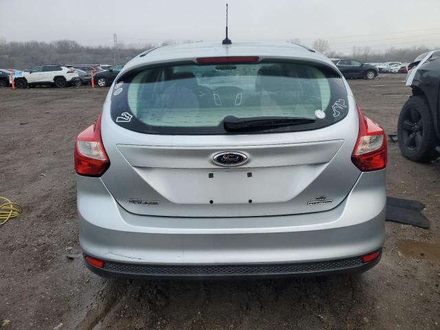  FORD FOCUS 2013 Silver