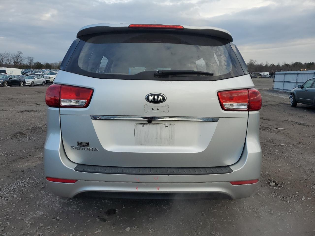 2017 Kia Sedona L VIN: KNDMA5C19H6259689 Lot: 85521394