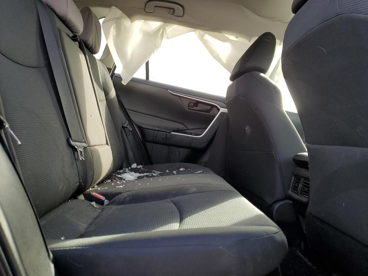 2020 Toyota RAV 4 - Image 11