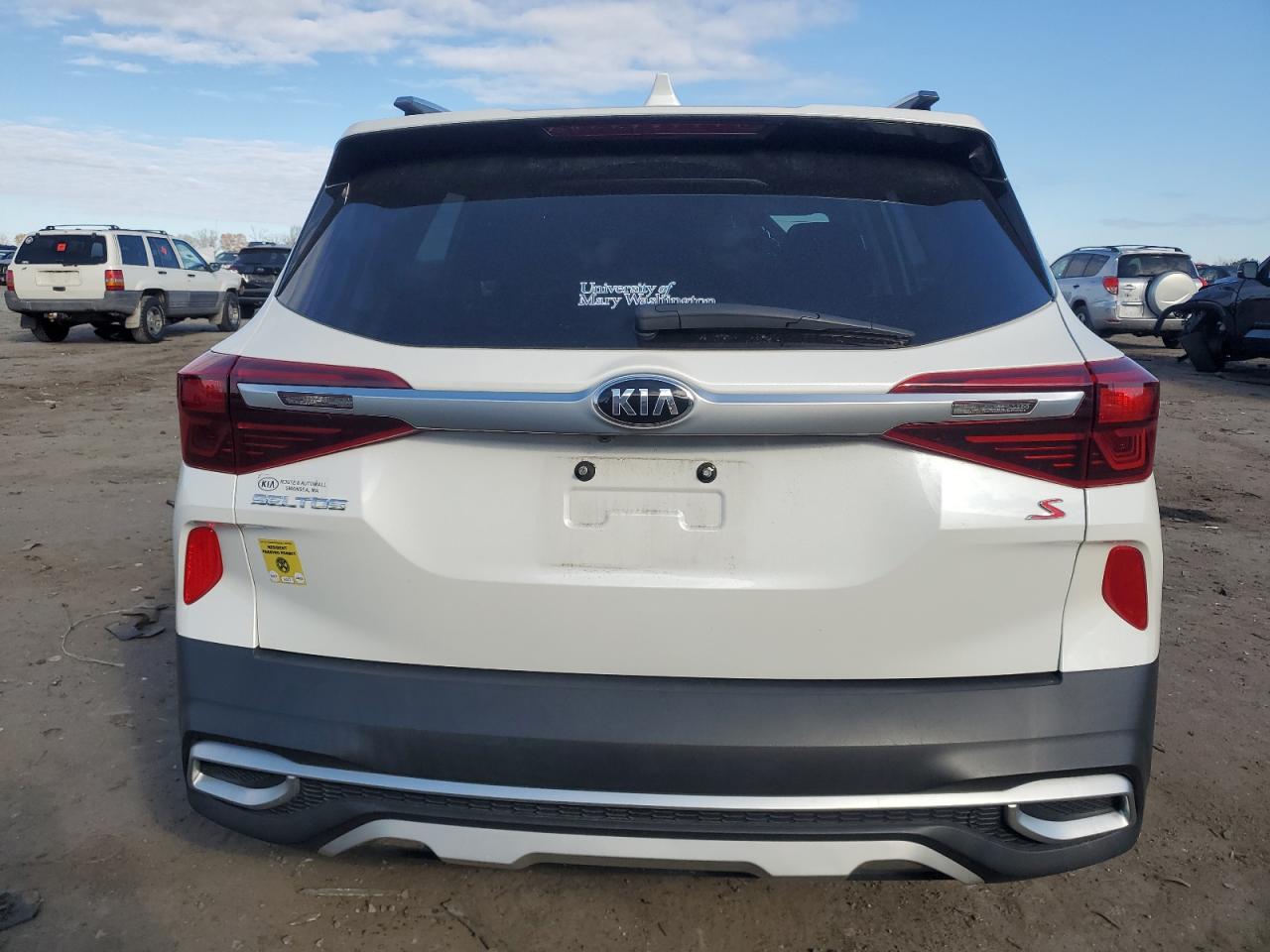 2021 Kia Seltos - Image 6