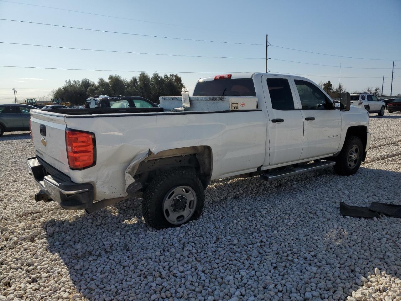 2016 Chevrolet Silverado - Image 3