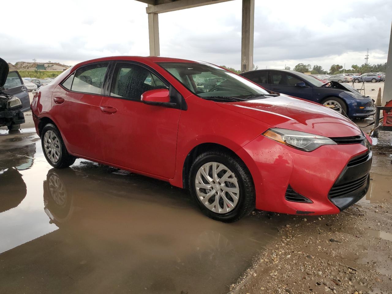 VIN 5YFBURHEXJP819509 2018 TOYOTA COROLLA no.4