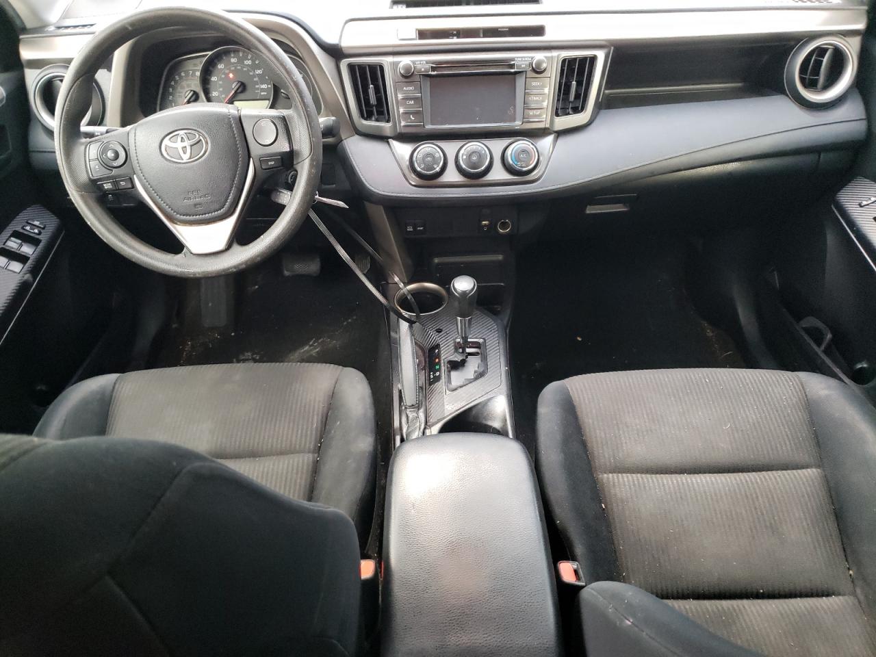 VIN JTMZFREV8FD060818 2015 TOYOTA RAV4 no.8