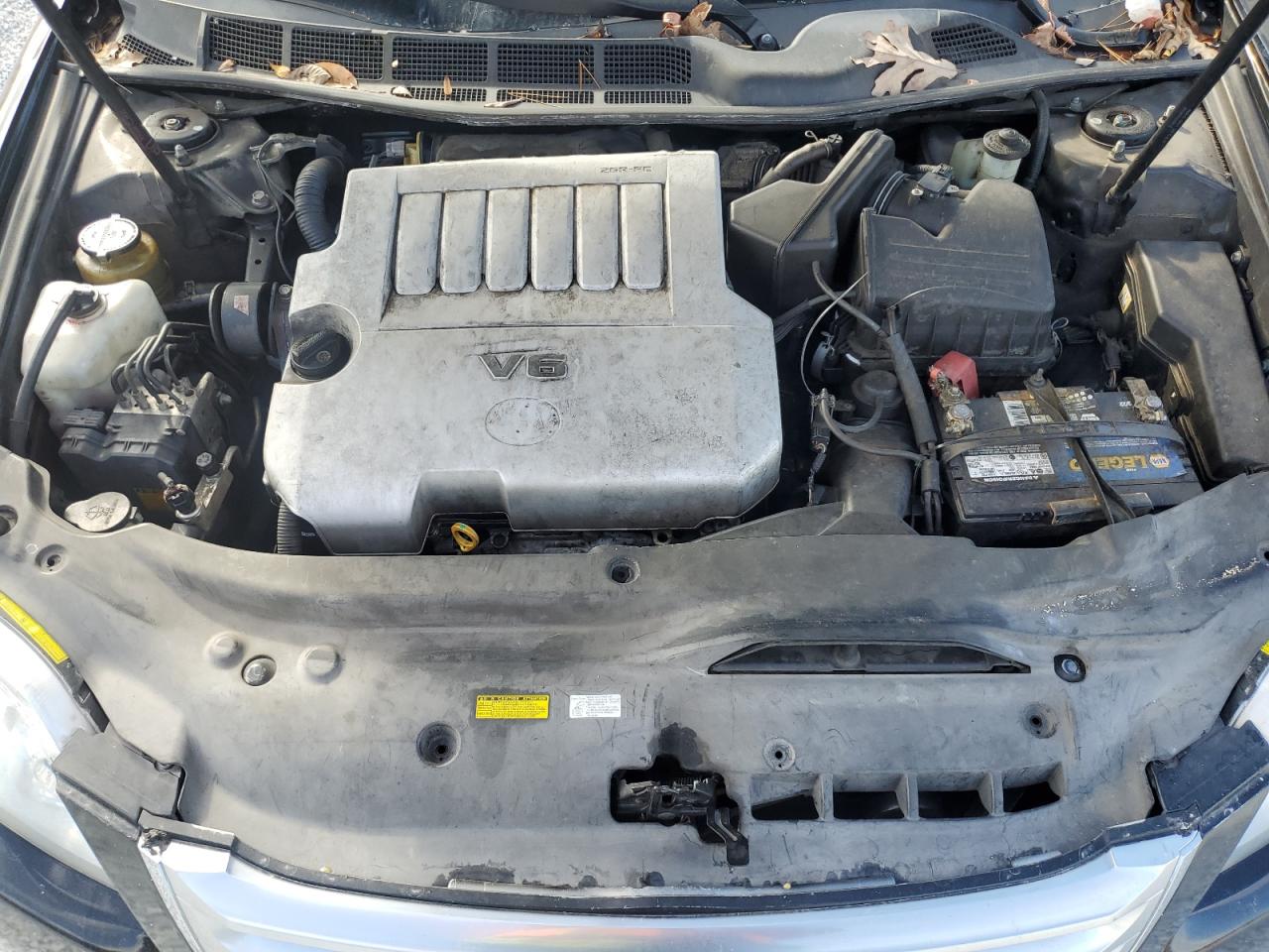 2010 Toyota Avalon - Image 13