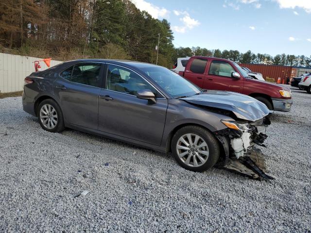  TOYOTA CAMRY 2018 Серый