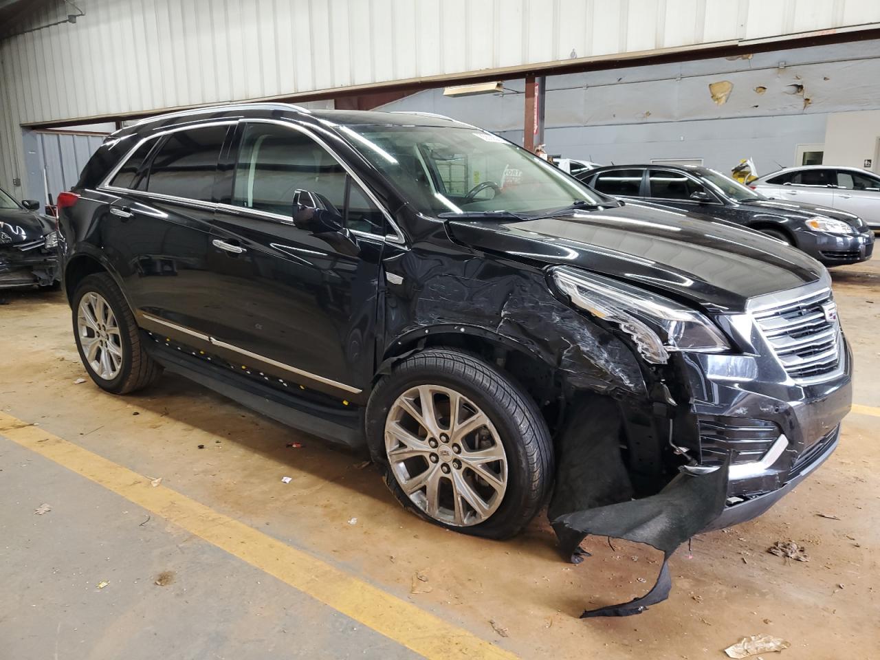 VIN 1GYKNCRSXKZ209285 2019 CADILLAC XT5 no.4