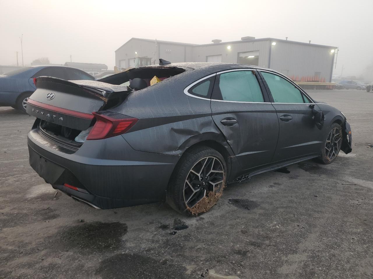 2022 Hyundai Sonata - Image 3