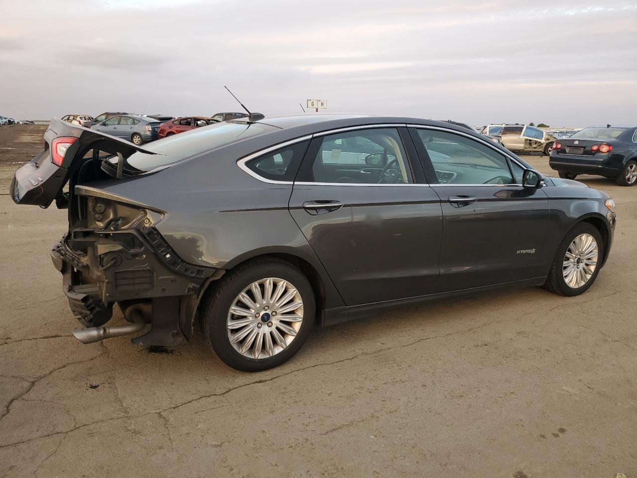 VIN 3FA6P0LU1FR151352 2015 FORD FUSION no.3