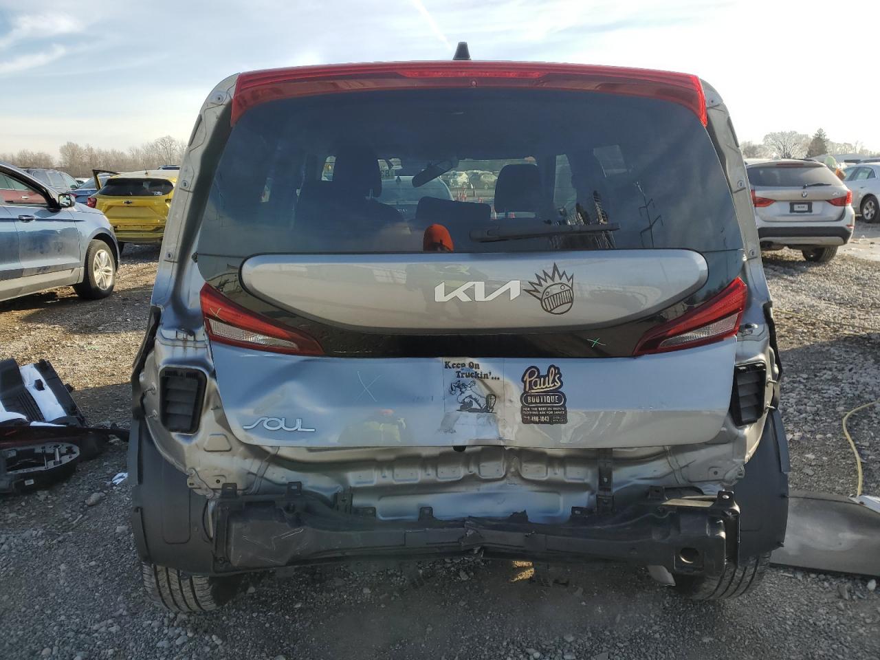 2022 Kia Soul Lx VIN: KNDJ23AU2N7811167 Lot: 83916774