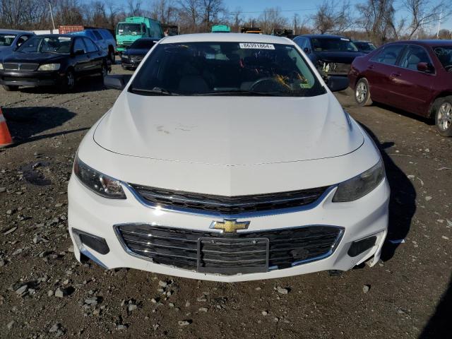 Sedans CHEVROLET MALIBU 2017 Biały