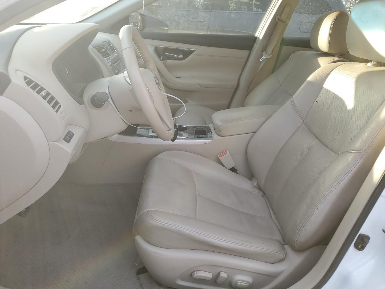 2013 Nissan Altima - Image 7