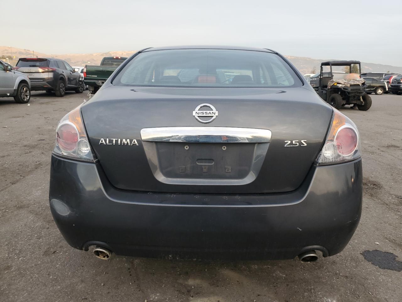 2011 Nissan Altima - Image 6