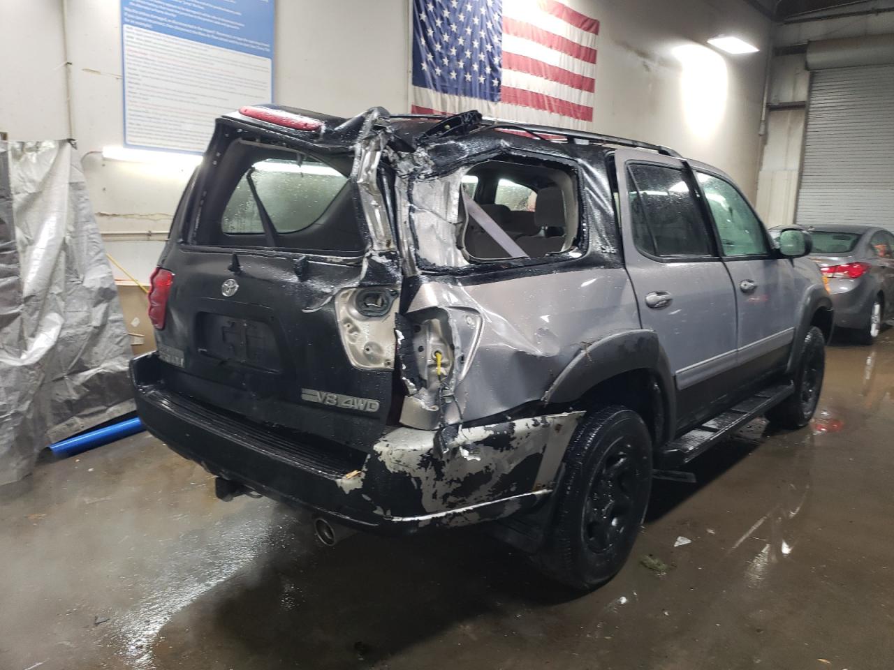 2002 Toyota Sequoia - Image 3