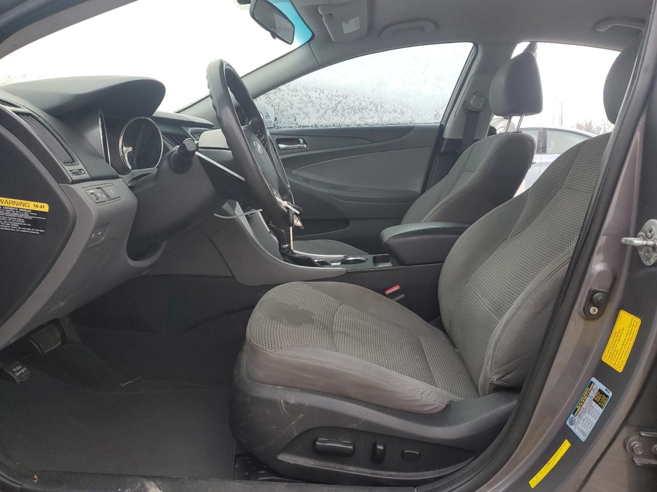 2011 Hyundai Sonata - Image 7