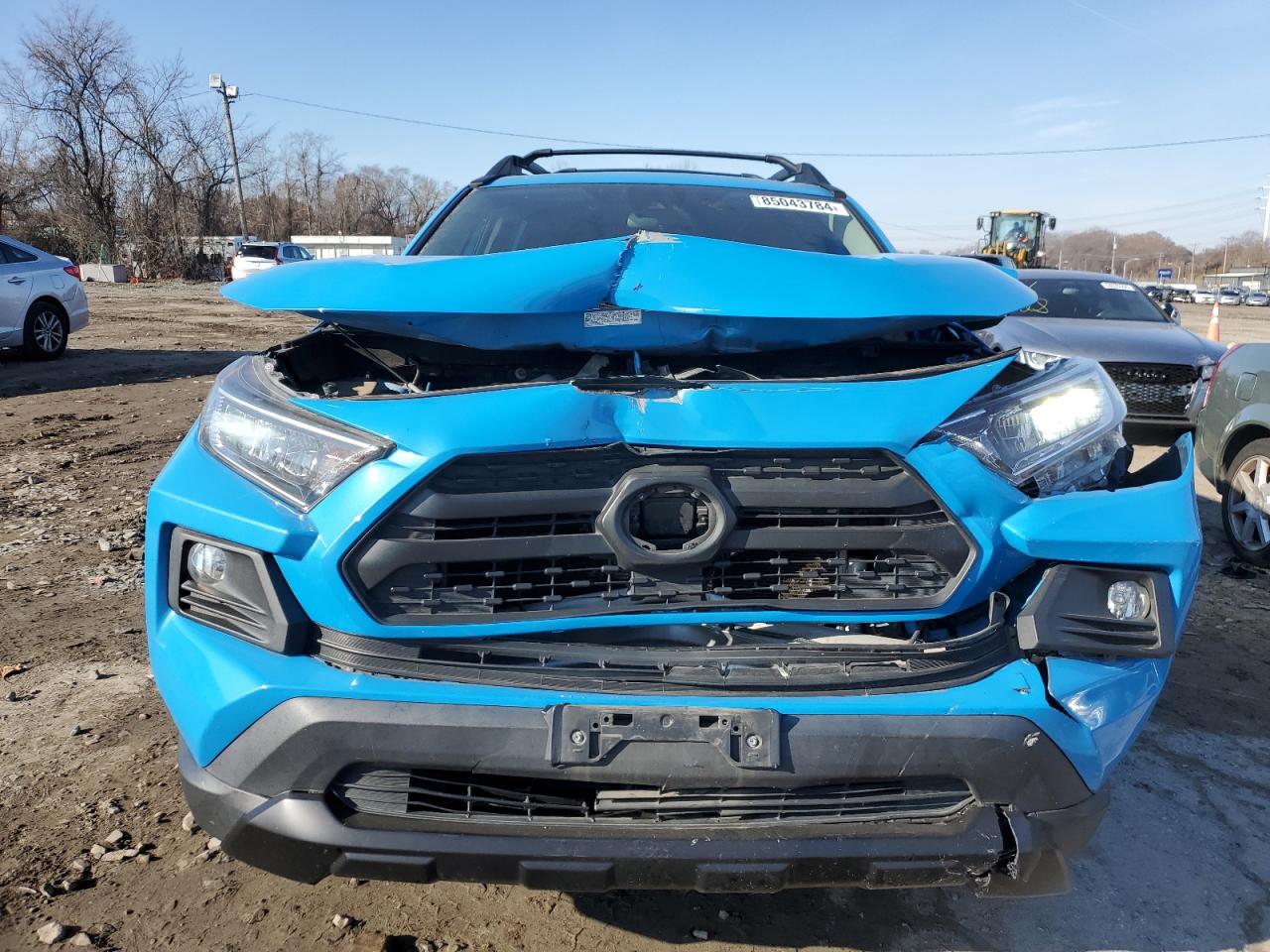 VIN 2T3J1RFV9KW004880 2019 TOYOTA RAV4 no.5