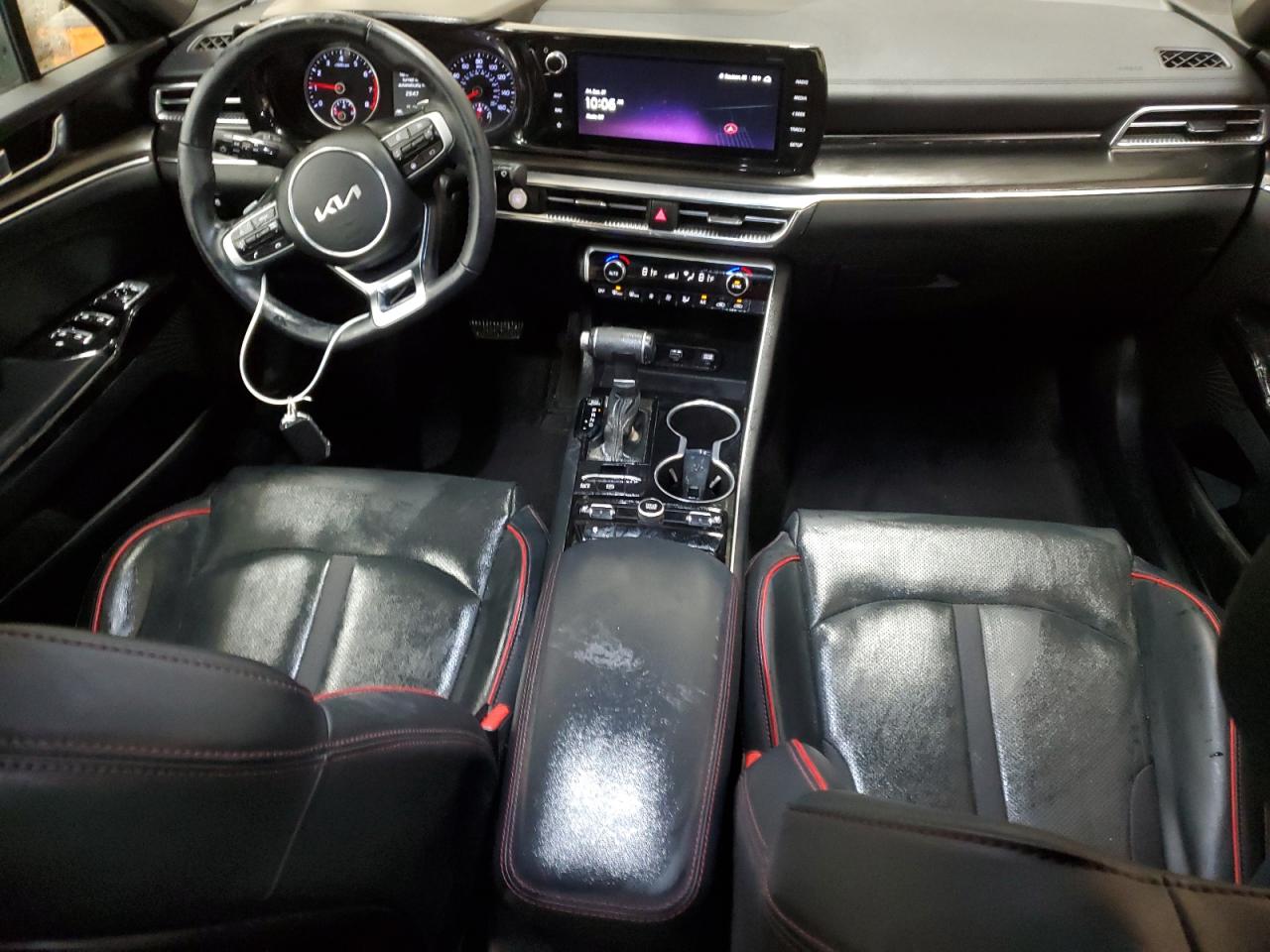 2024 Kia K5 - Image 8