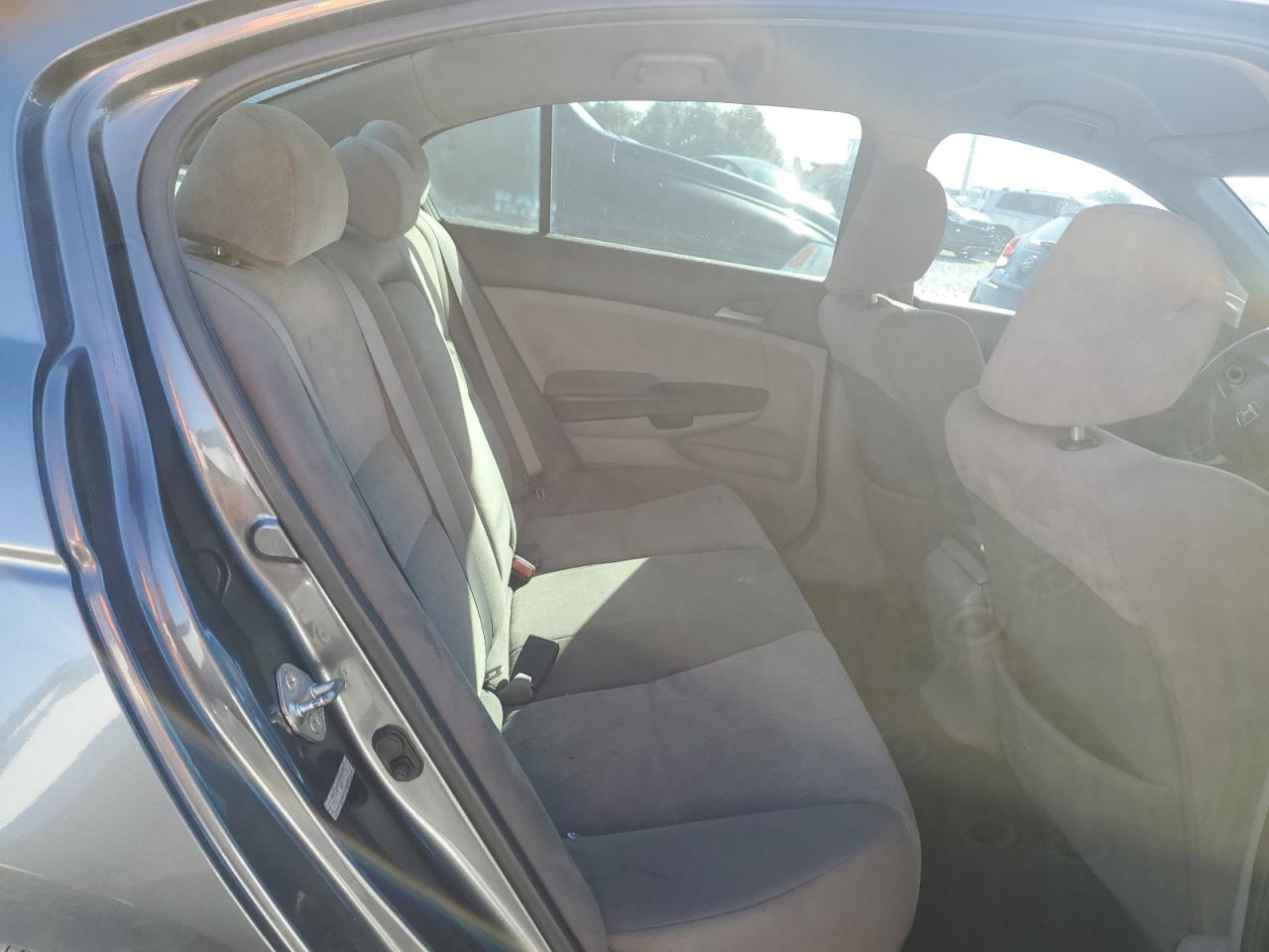 2010 Honda Accord - Image 10