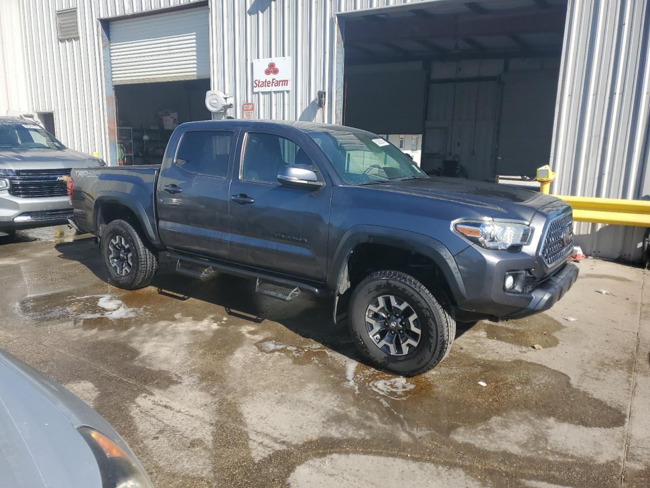 VIN 3TMCZ5AN8KM266070 2019 TOYOTA TACOMA no.4