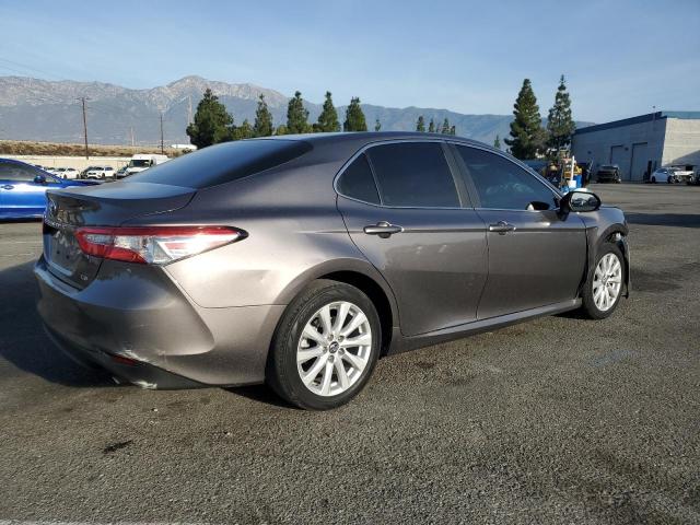  TOYOTA CAMRY 2018 Серый